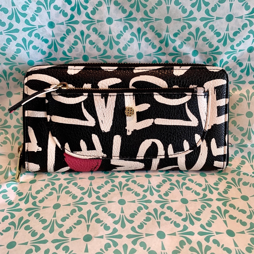 Graffiti pattern Love Wallet
